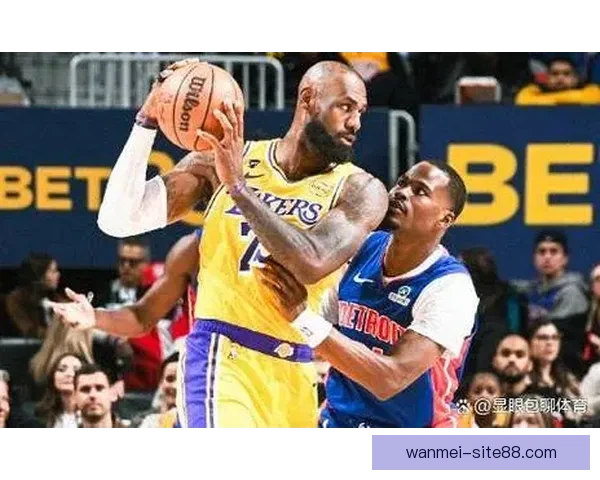 41岁勒布朗差1篮板创三双纪录却遭争议判罚 湖媒怒批裁判判决荒谬